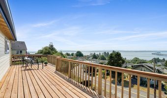 416 CHINOOK Ave, Astoria, OR 97103