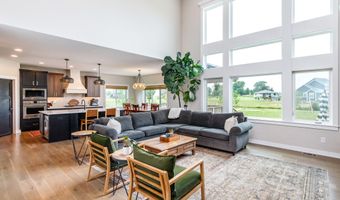 5467 Windrose Ln, Ames, IA 50014