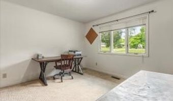2522 Cindy St, Athens, TN 37303
