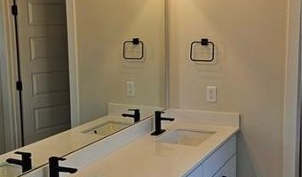 6005 SW Coywolf St, Bentonville, AR 72713