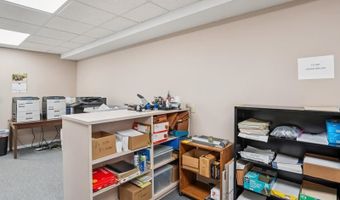 2721 SW 30th St, Des Moines, IA 50321