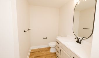 602 E Vista Lake Ave, Polk City, IA 50226