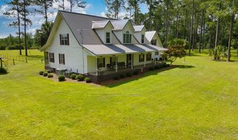 634 Alapaha River Dr, Alapaha, GA 31622