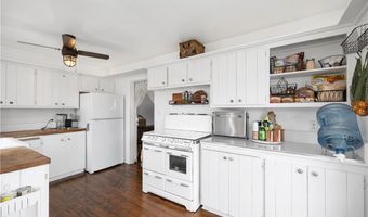 206 S Wisconsin St, Fallbrook, CA 92028