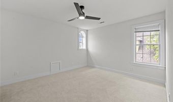 507 College Pl, Bentonville, AR 72712