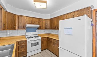 227 North Ave, Burlington, VT 05401