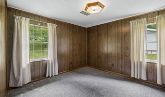521 E Sunset Dr, Athens, TN 37303