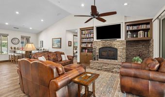 19553 Hidden Glen Rd, Alpine, CA 91901