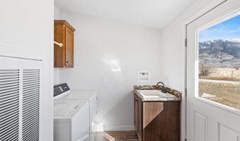 184 BUTTERCUP Ln, Bedford, WY 83112