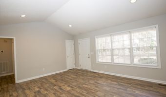 195 Woodgreen Dr, Aberdeen, NC 28315