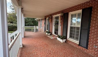 240 Whittle Cir, Ashburn, GA 31714