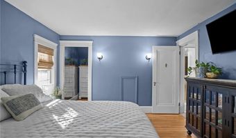 26 Keith Ave, Cranston, RI 02910