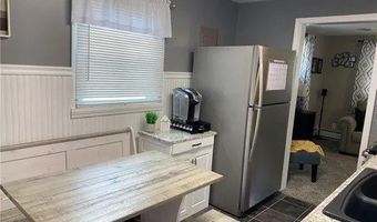256 S Roanoke Ave, Austintown, OH 44515
