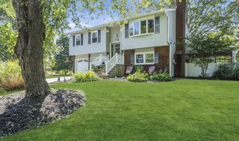 29 Pheasant Dr, Bayville, NJ 08721