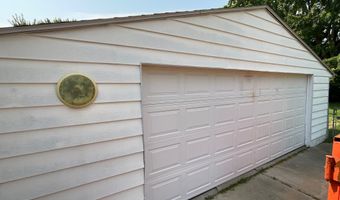 1311 5th St NW, Austin, MN 55912