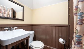11 Cullowhee St, Asheville, NC 28801