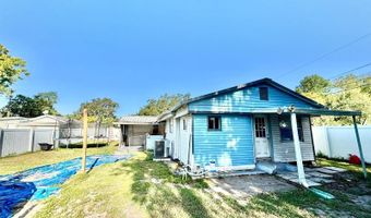 108 EARL St, Auburndale, FL 33823