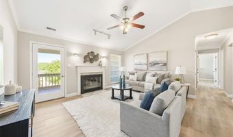 1445 Whispering Creek Dr J, Ballwin, MO 63021