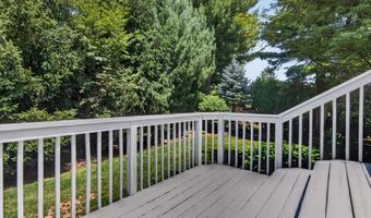 5463 DORIS Dr, Allentown, PA 18106