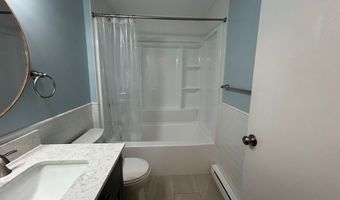 10 Falls River Cir, Essex, CT 06442