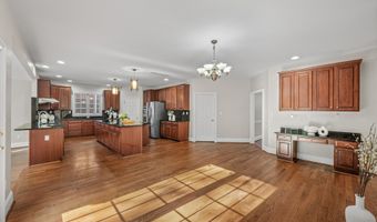 2086 Autumn Hill Dr, Ann Arbor, MI 48103