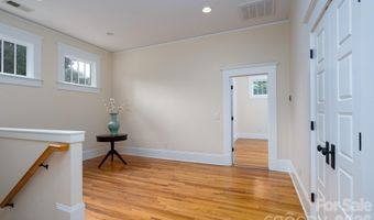 1128 E 35th St, Charlotte, NC 28205
