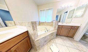203 Cynwyd Dr, Absecon, NJ 08201