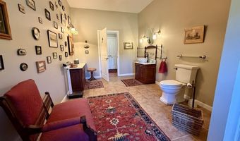 253 Intervale Rd, Canterbury, NH 03224