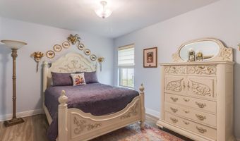 6225 Emerald Lake Dr, Biloxi, MS 39532