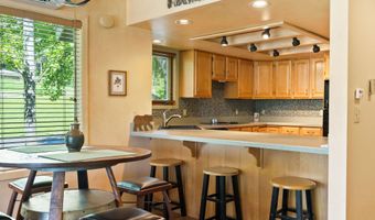 7 Eagle Bend Dr, Bigfork, MT 59911