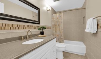 21178 WILDFLOWER Sq, Ashburn, VA 20147