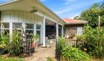 1022 Old Military, Arkadelphia, AR 71923