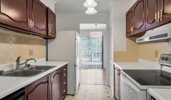1503 Birnamwood Trail Dr, Ballwin, MO 63021