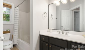 29 Winding Rd, Asheville, NC 28803