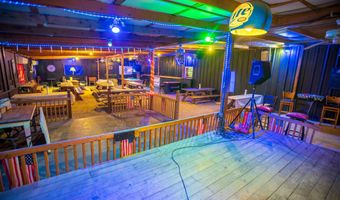 52 Main St, Barwick, GA 31720