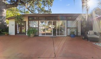 128 Lee St, Biloxi, MS 39530