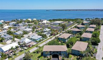 4255 GULF Dr 213, Holmes Beach, FL 34217