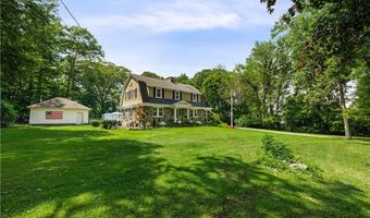 121 Commonwealth Ave, Warwick, RI 02886