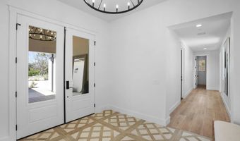 588 Twin Country Ln, Fallbrook, CA 92028