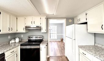 38261 Holly Hills Dr, Bay Minette, AL 36507