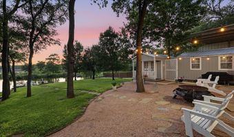 1616 Woodview Dr, Alvarado, TX 76009