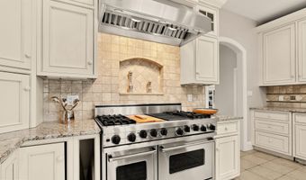 5606 WILSON Ln, Bethesda, MD 20814