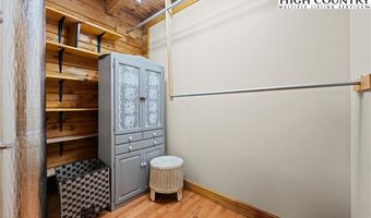 49 Dandelion Ln, Banner Elk, NC 28604