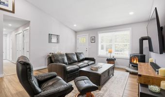 42 Ingalls Ter, Alton, NH 03809