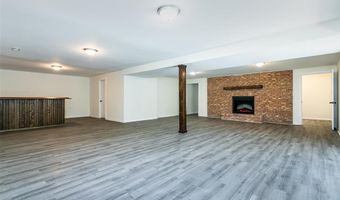 905 Northdale Dr, Alton, IL 62002