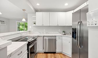 12 Mason Ct 12, Amesbury, MA 01913