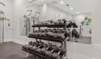 19555 E Country Club Dr 8408, Aventura, FL 33180