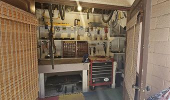 1131 Tracy Pl, Carlsbad, NM 88220