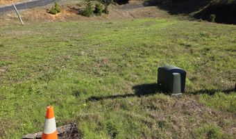 7771 ZOE Dr, Brookings, OR 97415