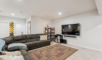 42023 SPRING AIR Dr, Brambleton, VA 20148